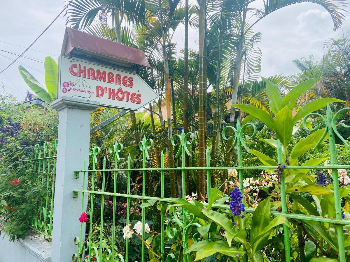 Chambres D'Hotes L'Orchidee Rose Salazie Exterior foto